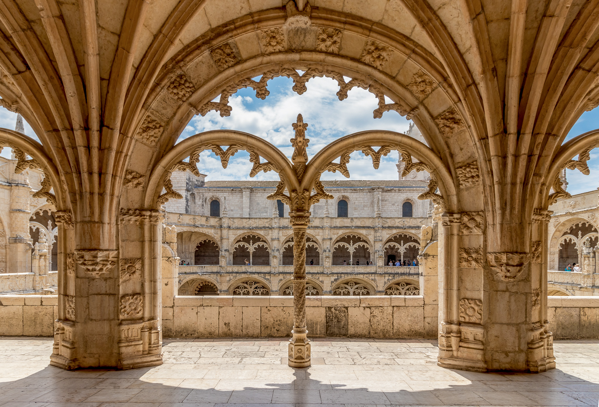 Inside of the National palace in Belém, Lisboa Portugal 13.jpg